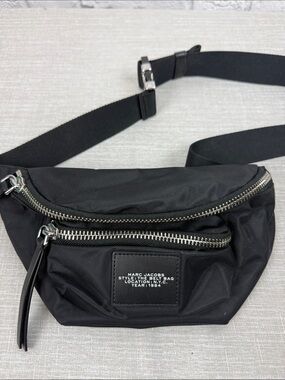 Marc Jacobs Black Belt Bag